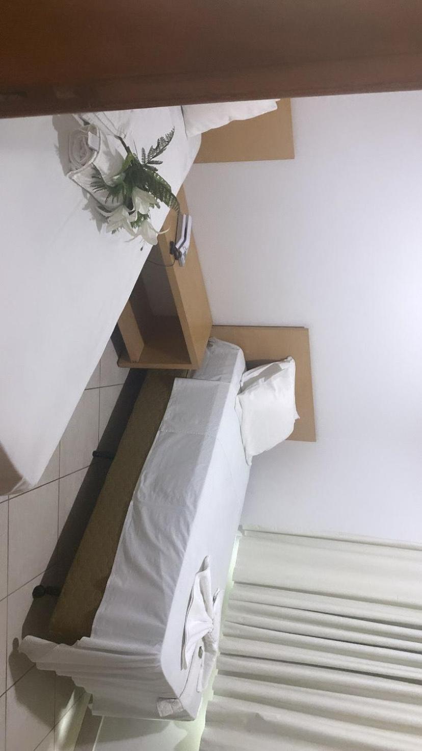 Ell Palace Hotel Itaberai Екстер'єр фото